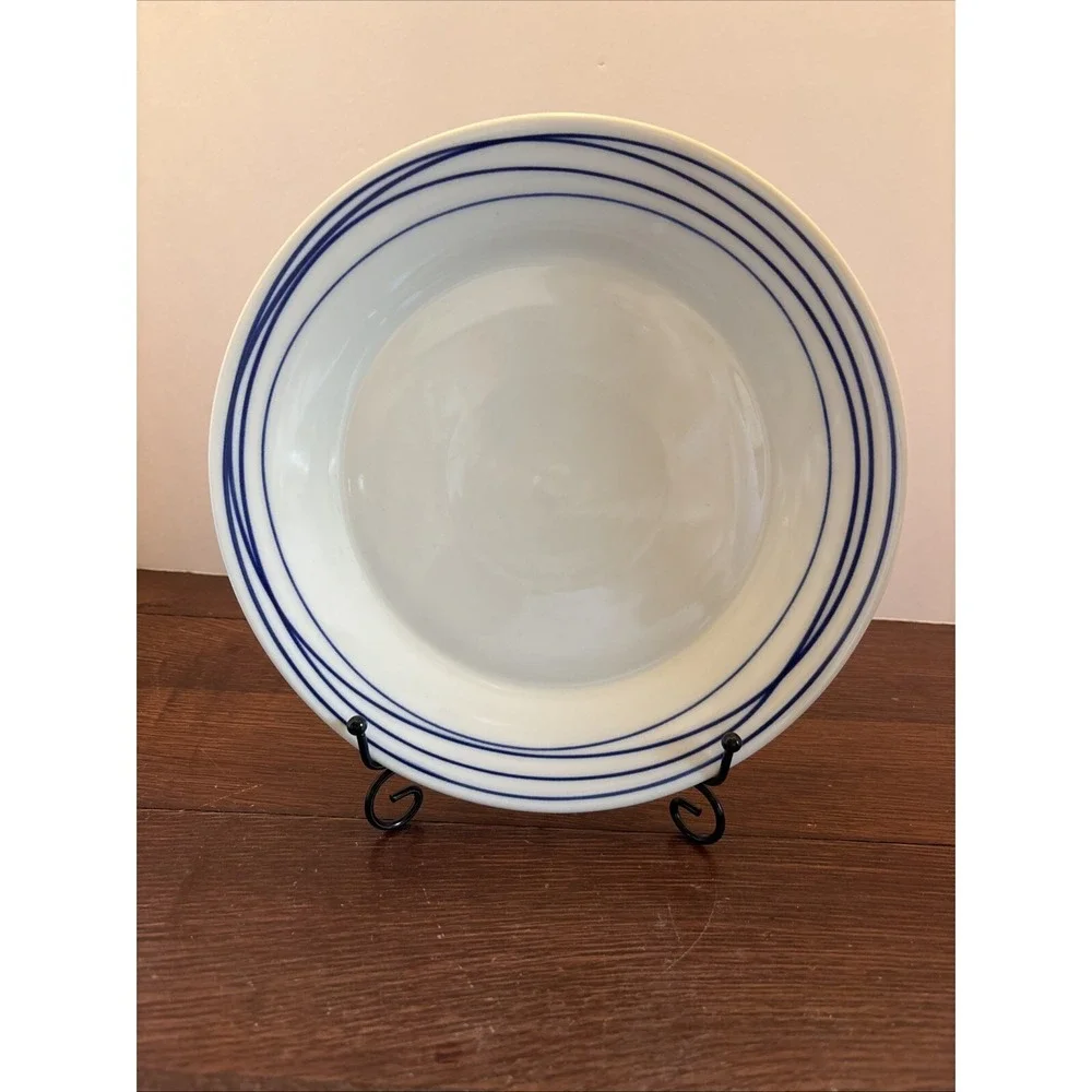 ROYAL DOULTON PACIFIC Plate 9 3/8